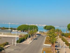 AS21549 - Studio lumineux vue mer avec piscine et parking commun