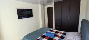 Apartamento amplio 2HAB cerca Viva, Unicentro y UPTC WiFi y mascotas