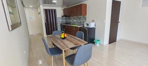 Apartamento amplio 2HAB cerca Viva, Unicentro y UPTC WiFi y mascotas