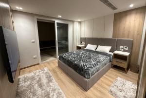 Premium Apartments with Private Garden and Outdoor Lounge