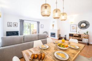 Villa Baya - Great family complex with communal pool