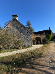 Maisons de vacances Le corps de Ferme et la Grange a Chassagne : photos des chambres