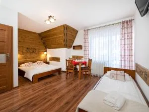 Willa Pod Reglami Małe Ciche Sauna & Jacuzzi - 希切玛尔