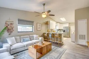 Dtwn Palm Harbor Condo Walk to Water! - Ozona
