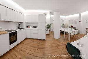 La Dolce Vita - Luxury Stylish Flats in Trastevere 70-90sqm
