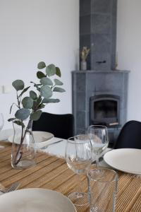 2ndhomes Central 2BR Apartment with Sauna & Balcony