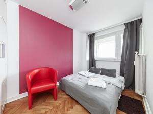 Chmielna Street 35 in the city center