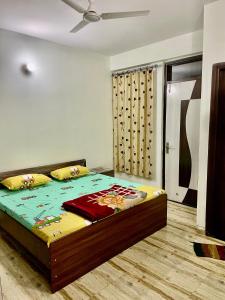 ZenRoofs- Homely 2BHK Apartment