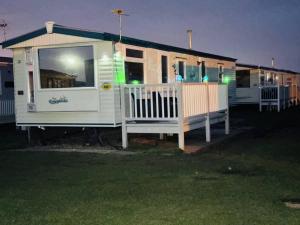 Golden Sands Holiday Home