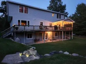 4br Family Oasis Lounge, Fire Pit & Big Yard - 卡尔卡斯卡