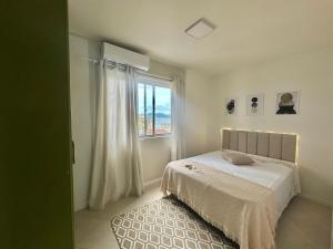 Apto vista mar em Meia Praia