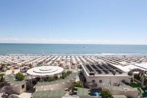 Standard Triple Room with Sea View