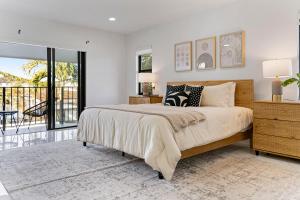 February Sale! 4BR - Private Yard, Grill, Soaking Tub, Near Coral Gables & MIA Airport