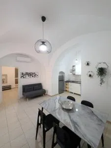 Appartamenti Via del Muro Antico - Sannicandro di Bari