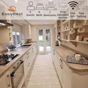 EasyRest Spalding - 6 Beds & Free Parking - Central & Quiet Location - Entire Spacious House - Quadring