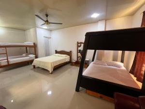 Habitación Familiar en Doradal