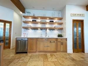 Midtown Atlanta 6 Bed with pool and a view