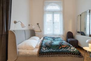 Central Parkside Apartment