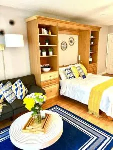 Town and Country Hideaway - Perkins