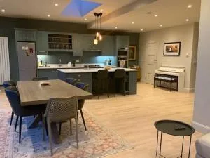 Family Home with Dublin Bay View - Booterstown