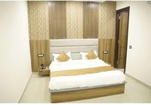 Hotel Platinum - Kūīwāli