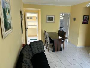 Apto Enseada Guarujá Completo 7min a pé da praia