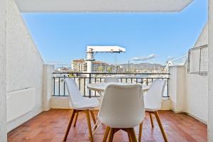 Apartamento con Terraza frente al Canal