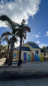 #1 Dog friendly house OPPOSITE the BEACH