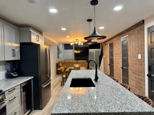 Family Friendly Condo - Park City (Sleeps 8+)