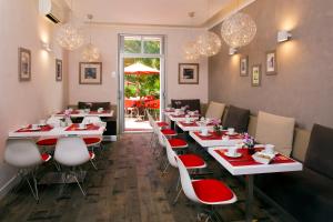 Hotels Hotel des Arceaux : photos des chambres