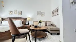 Al Reef Peaceful Studio King Bed Comfort for 2 - Al Khatim