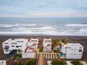 BungaLoose Casa Pipeline Oceanfront