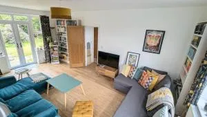 Seaside family home - Southbourne