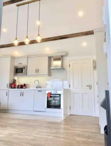 Brownes Sea View Cottage No 2 Dungloe 14km