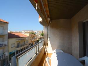 Apartment in LEscala with Garden