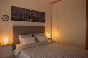 Loupis Home - Urban Apartment Cozy & Comfortable