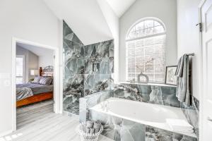 9 Mi to The Domain Spacious Pflugerville Haven!