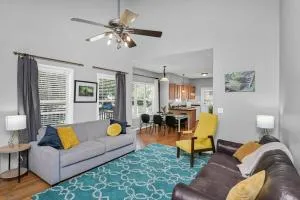 Walk to Stadium - Hopkins