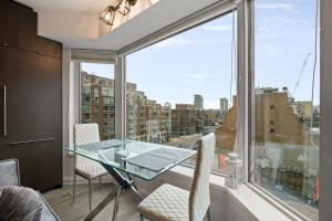 Luxurious Suite in Yorkville