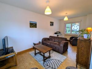 Maisons de vacances Gite confortable avec terrasse et vue montagne, proche loisirs et pistes - FR-1-589-755 : photos des chambres