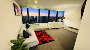 Stylish Apartment with city view - Kensington