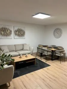 FMA Ferienwohnung Schönblick - 阿尔道夫