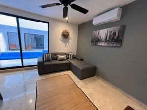 Tulum-Onebedroom-FastWIFI-PoolTable-Privatetub