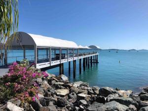 Marina and Ocean Views, level walk to Marina and Main Street