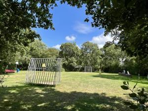 Small family chalet close to beach