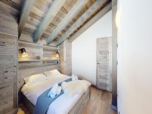 Cosy chalet in Vex with balcony