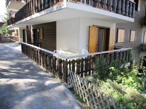 Apartment in Veysonnaz with valley view