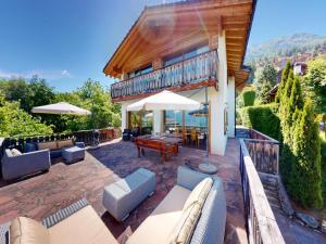 Majestic chalet with indoor pool