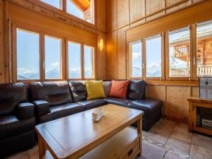 Chalet in Veysonnaz with balcony