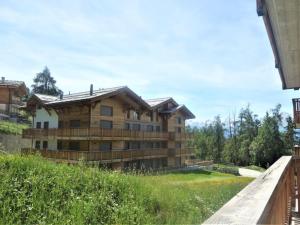 Pleasant apartment in Versonnaz